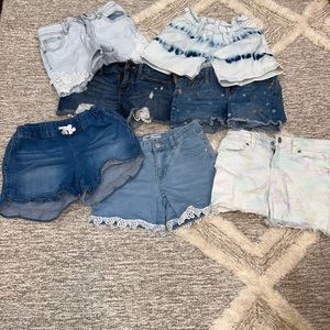 Lot of 9 pairs of assorted girls shorts size 7/8. Most are from Target.